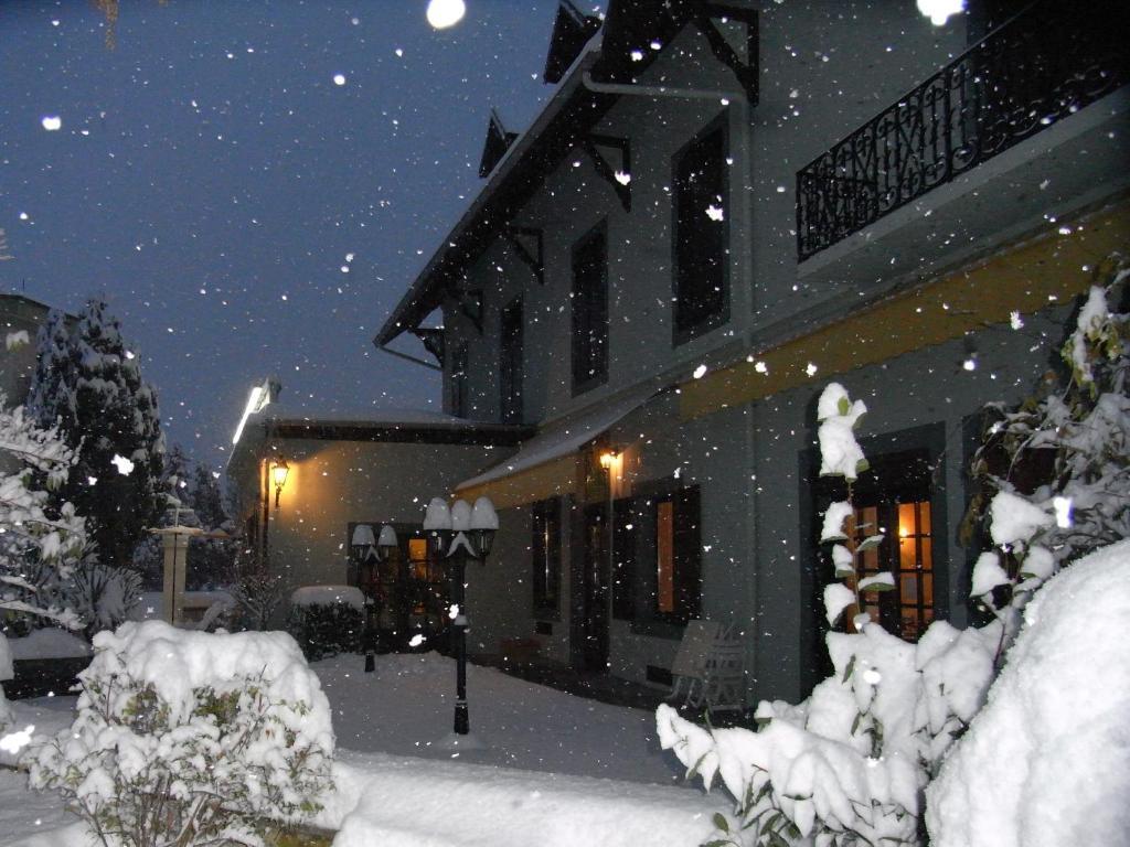 Hotel Du Parc La Rochette  Exterior photo