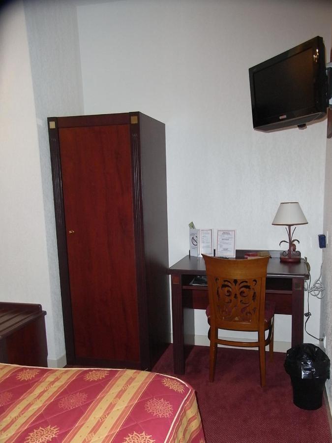 Hotel Du Parc La Rochette  Room photo